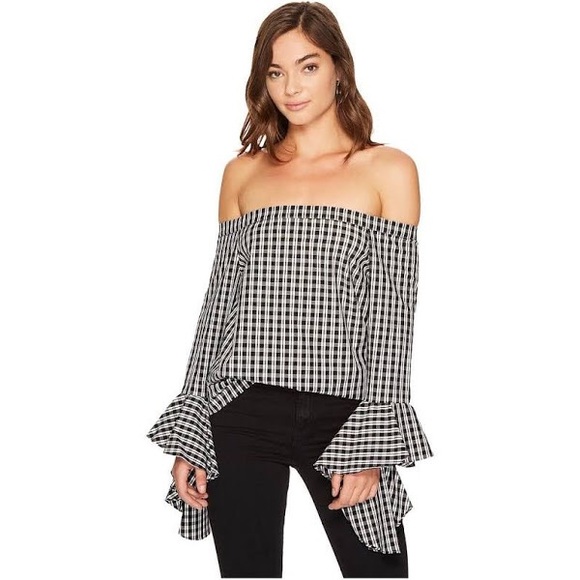 Gingham Print Ruffled Top - Picture 2 of 6